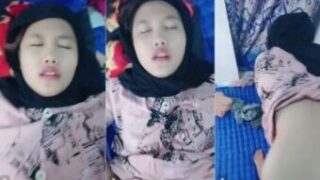 Aurelia Pacar Berhijab Desah Ngewe Merem Melek Dream